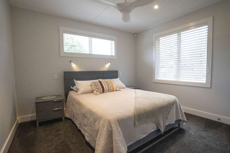 32 Wallis Street Raglan_12