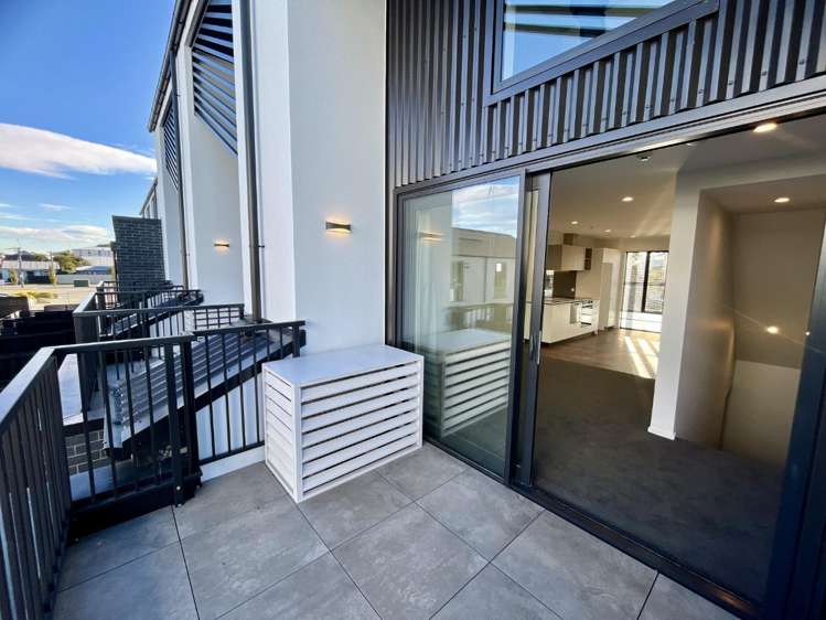 135 Fitzgerald Avenue_0