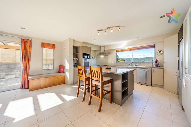 27 Meadowbank Drive Belmont_2