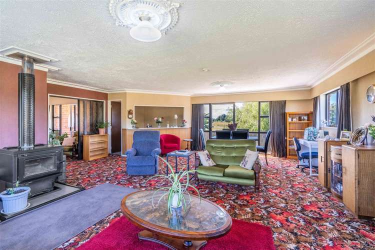 147 East Road Ascot_9