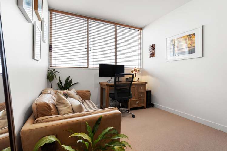 3B/10 Fisher-Point Drive Freemans Bay_13