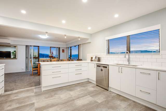 7 King Charles Drive Kingsley Heights_4