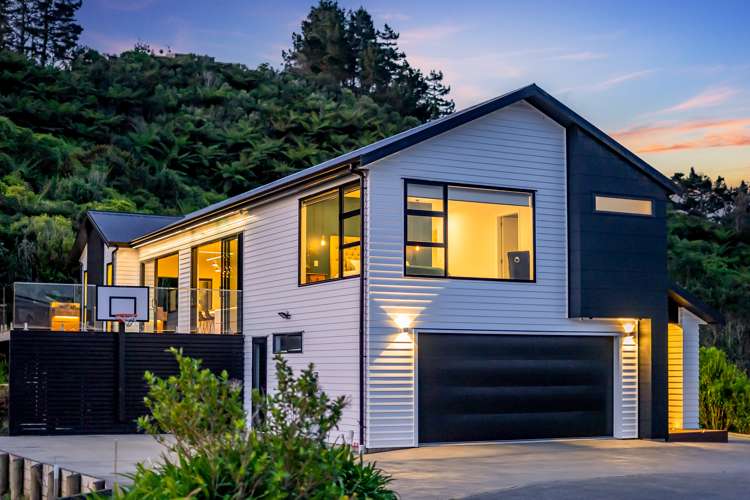 15a Winifred Way Belmont_3