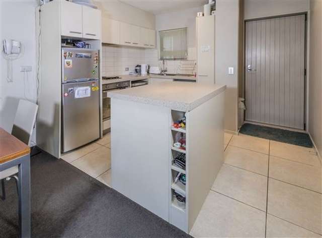 19/13 Plantation Road Wanaka_2