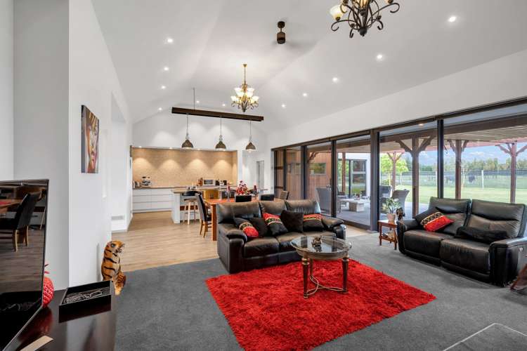 447 Oxford Road Fernside_9