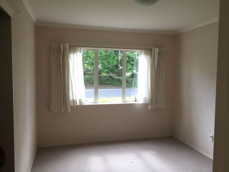 15 Huntaway Lane Te Atatu Peninsula_12