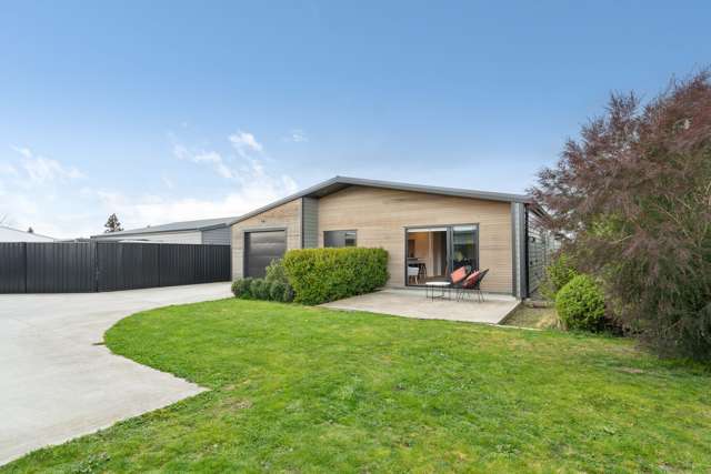 Near New in Tuatahi! BEO $629,500