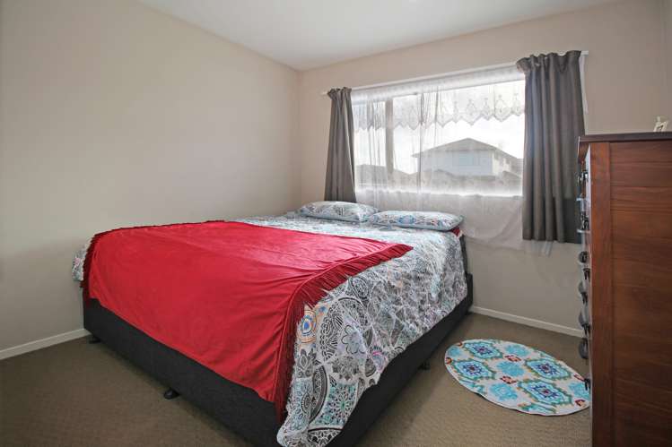 12 Masters Place Favona_5