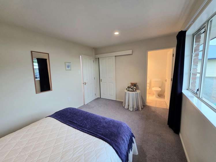 79 Maudes Road Deborah_33