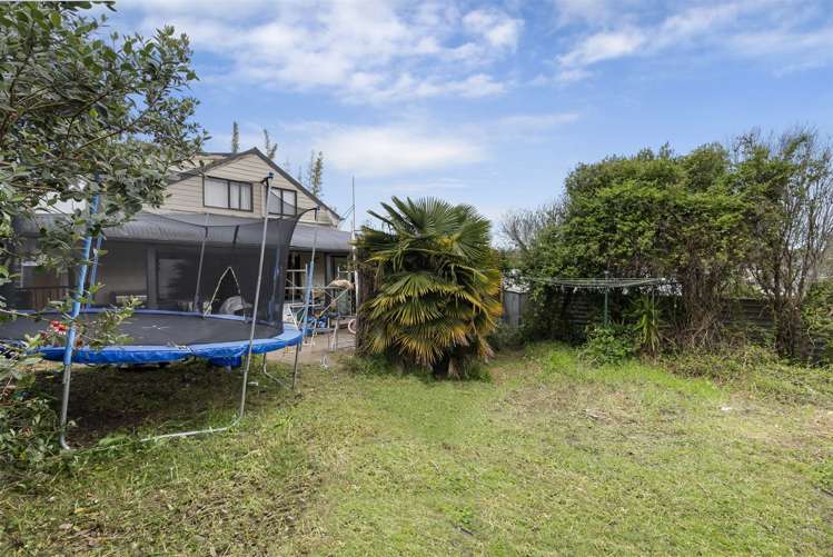 67 Rosier Road Glen Eden_18