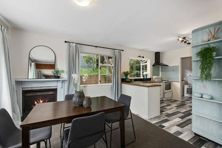 43 Dalton Grove Stokes Valley_6