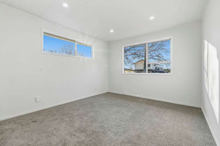 93 Flat Bush Road Clover Park_8