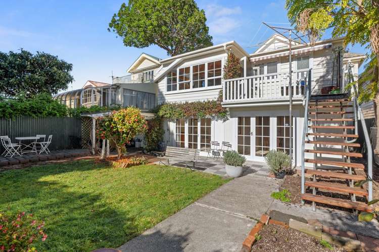 29 Queens Parade Devonport_2