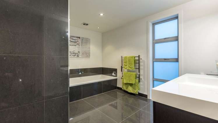 9 Valley View Bethlehem_14