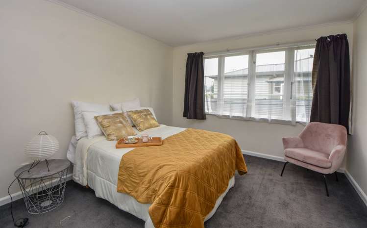 2 Kent Street Carterton_14