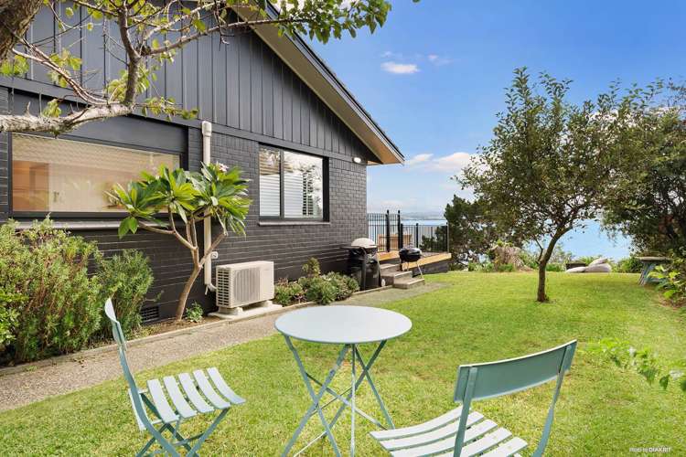 131 Torkar Road Clarks Beach_12