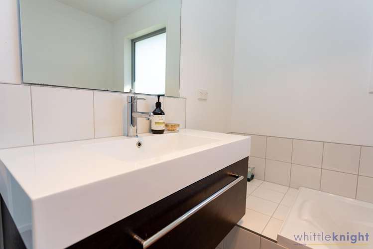 7 Sharman Place Wigram_17