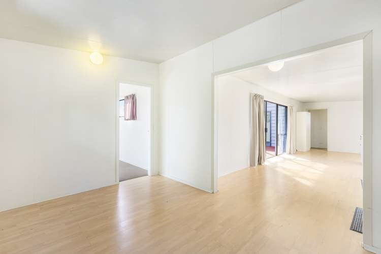 98 Hanham Road Kumeu_21