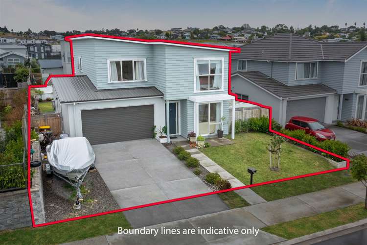 26 Couldrey Crescent Red Beach_24