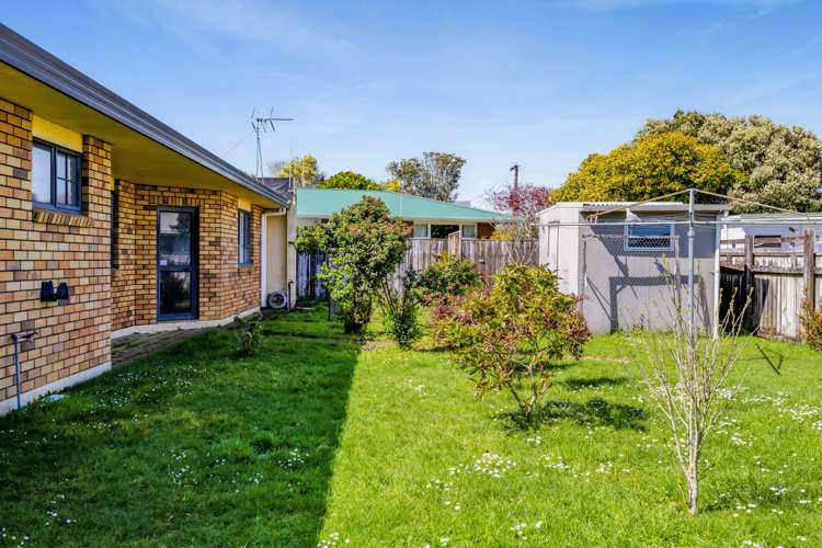 10a Waiwera Place Merrilands_22
