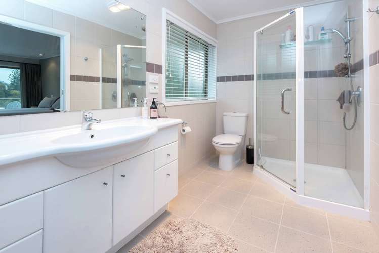 30 Castleton Drive Howick_17