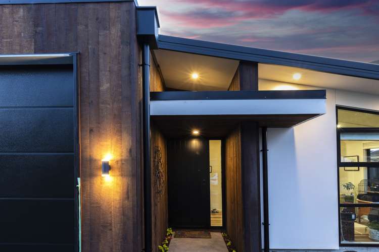 5 Dray Place Halswell_1