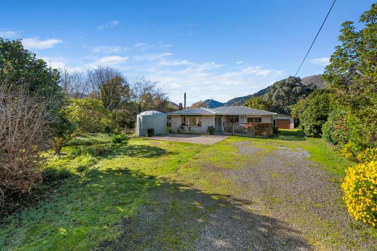 6806 State Highway 6 Rai Valley_16