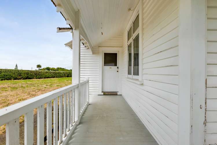 5 Barclay Road Okaiawa_11