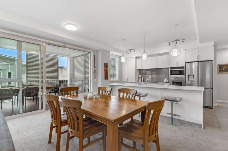 91 Panorama Heights Orewa_10