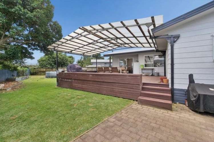 12 Conifer Place 11555_10