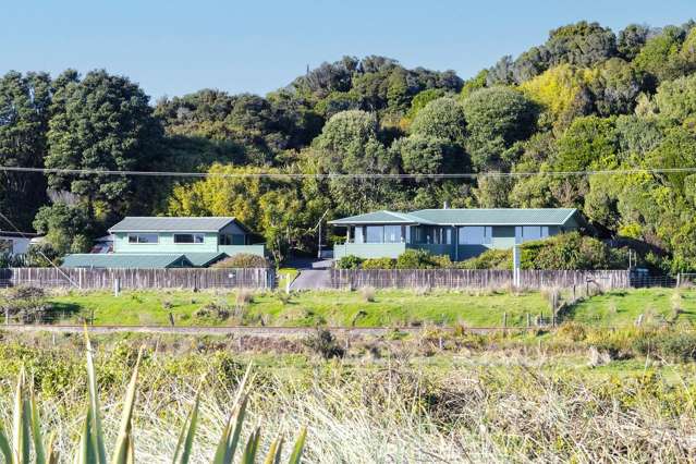 Dual Living & Spectacular Sea Views 
