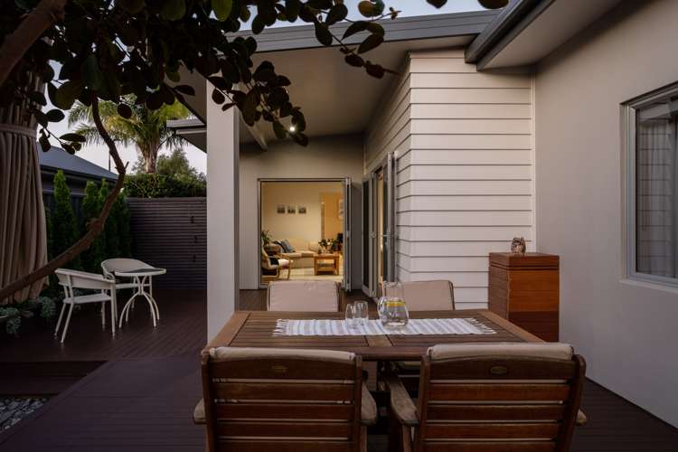 3 Pohutukawa Grove Lytton West_11