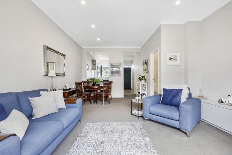 115 Bonair Crescent Silverdale_9