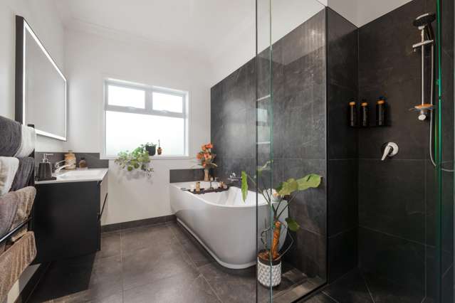 53 Papaunahi Road, Bowentown Waihi Beach_4