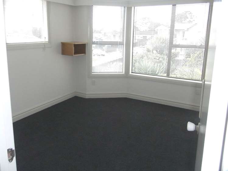 6 Windermere Crescent Blockhouse Bay_6