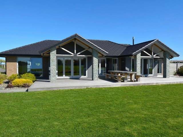 6 Langshaw Road Mill Road_1