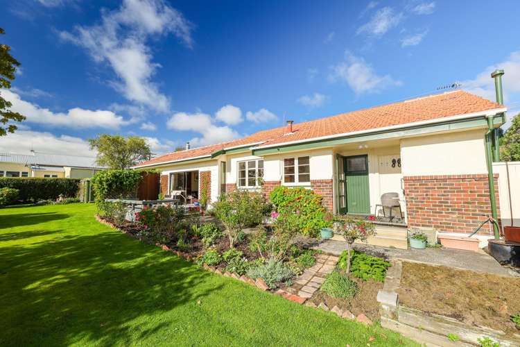 235 Gladstone Road North Mosgiel_18