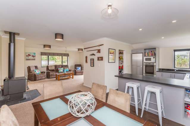 127 Palmer Road Foxton Beach_4