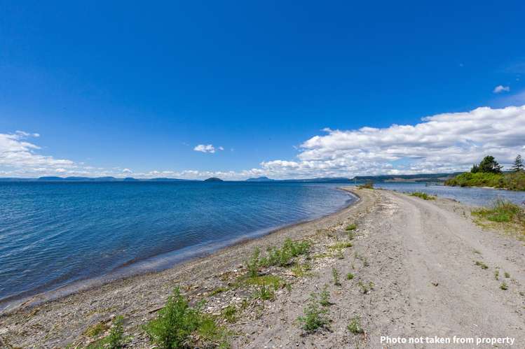 10/225 State Highway 1 Lake Taupo (East)_12