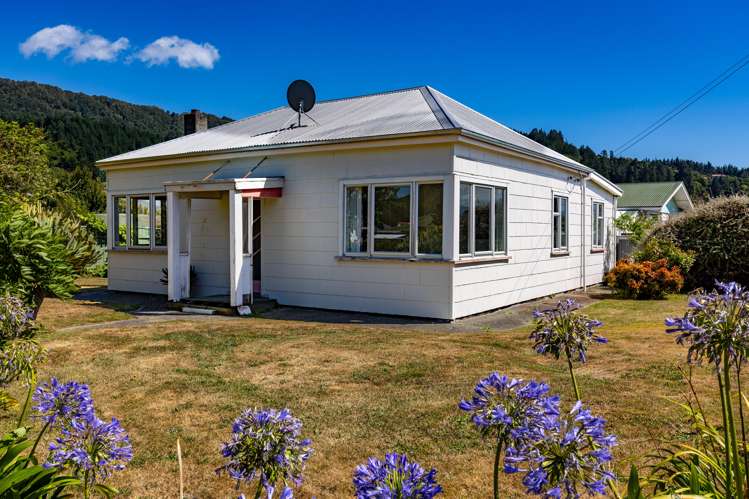 65 Broadway Picton_21