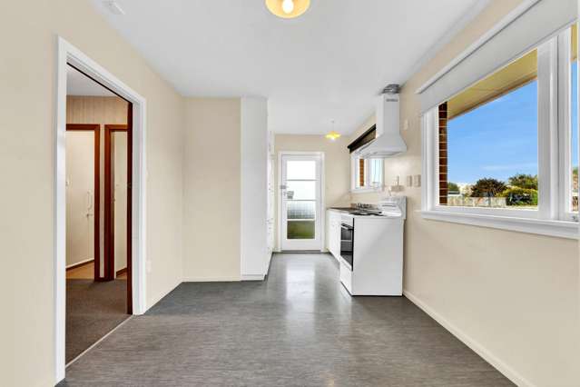 2/694 Avonside Drive Avonside_4