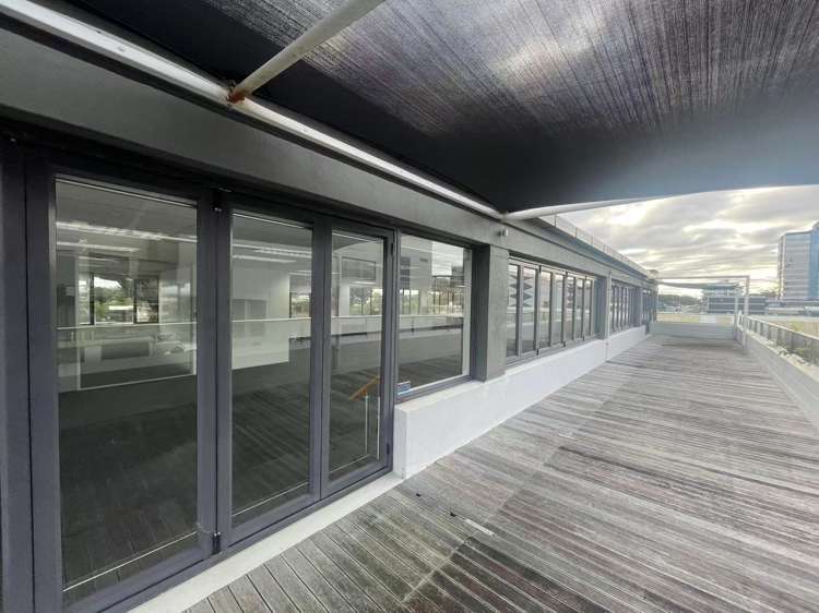 19 Byron Avenue Takapuna_9