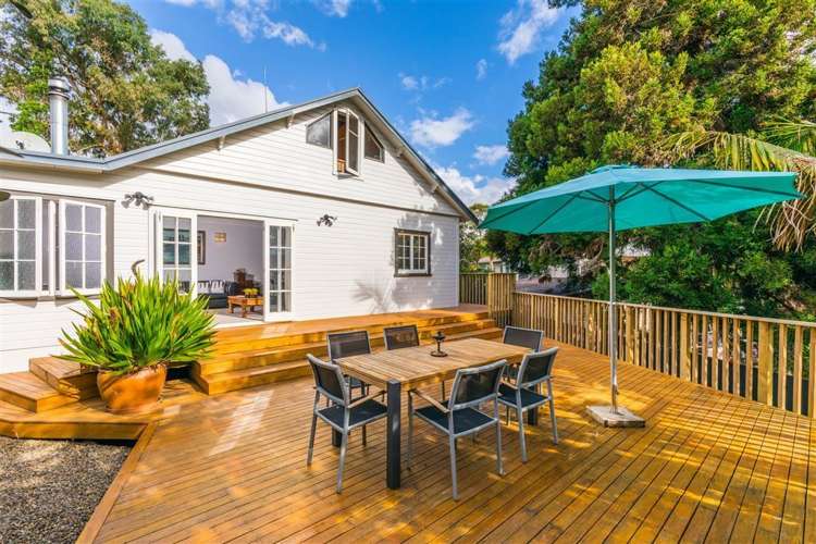 33 Melba Street Beach Haven_1