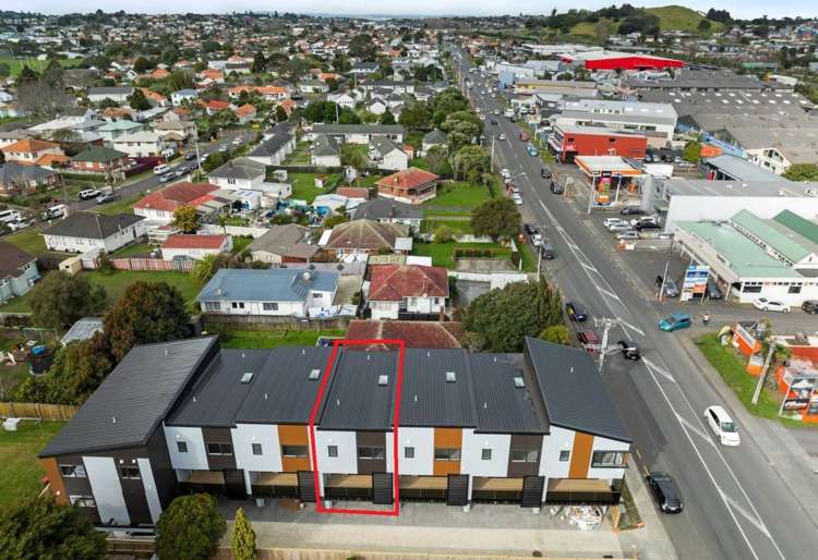 4/127 Stoddard Road Mt Roskill_1