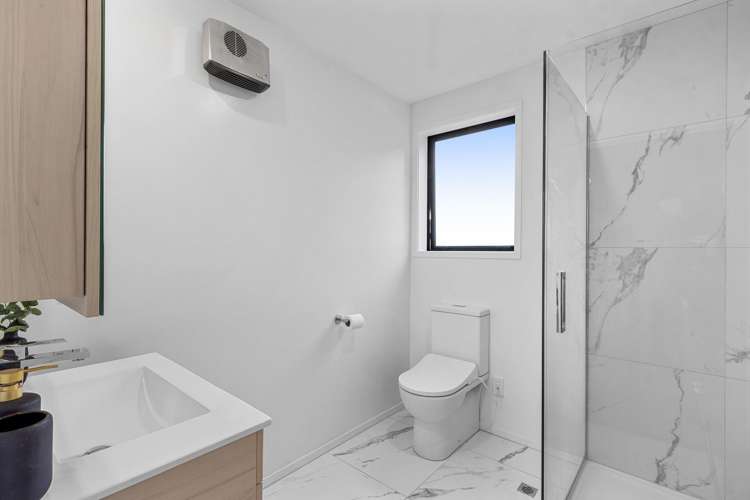 2/64 Longfellow Street Sydenham_12