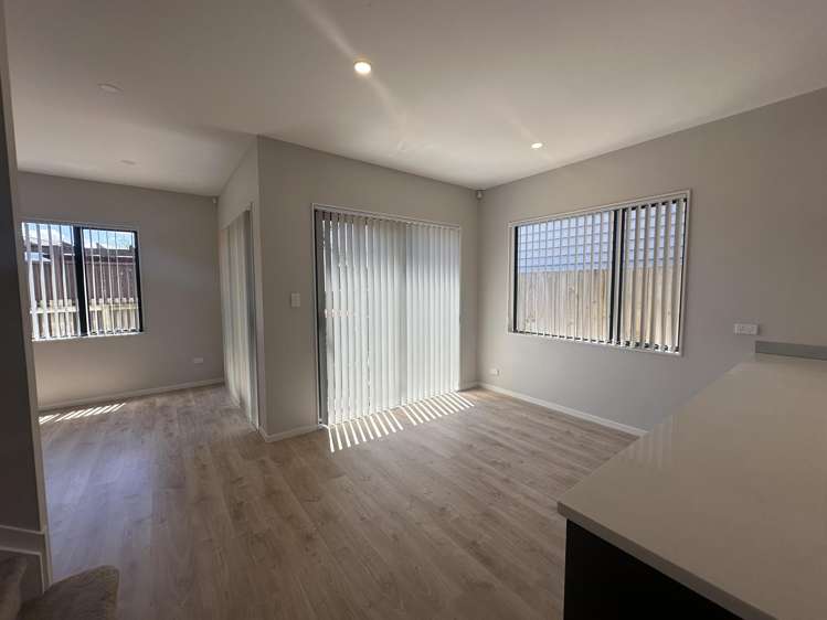 54C Chilcott Road Henderson_2