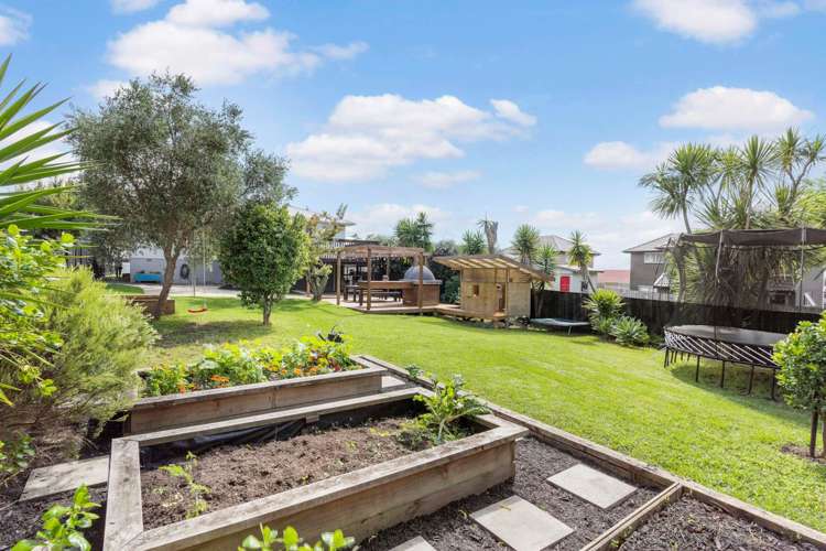 43 Lynwood Road New Lynn_16