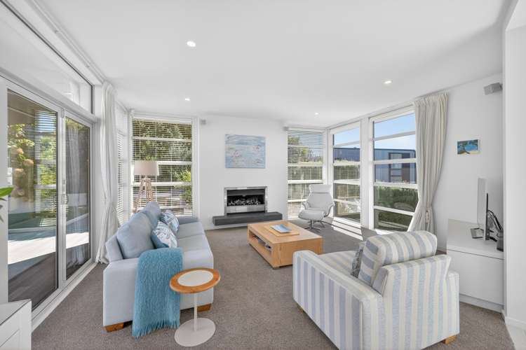 87 Glenstrae Road Redcliffs_17