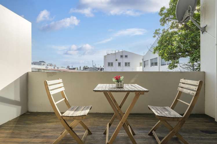 2/1902 Great North Road Avondale_7