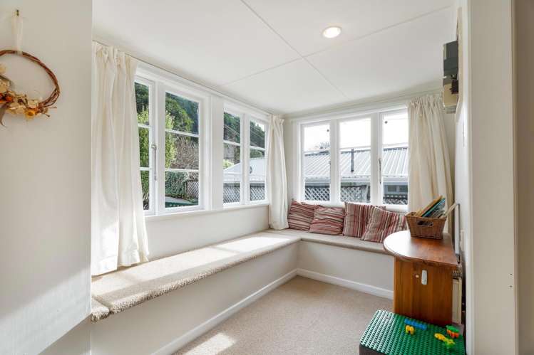 35 Elmslie Road Pinehaven_7